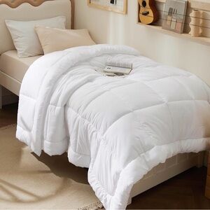 Bedsure Twin Size Quilted Comforter Duvet Insert